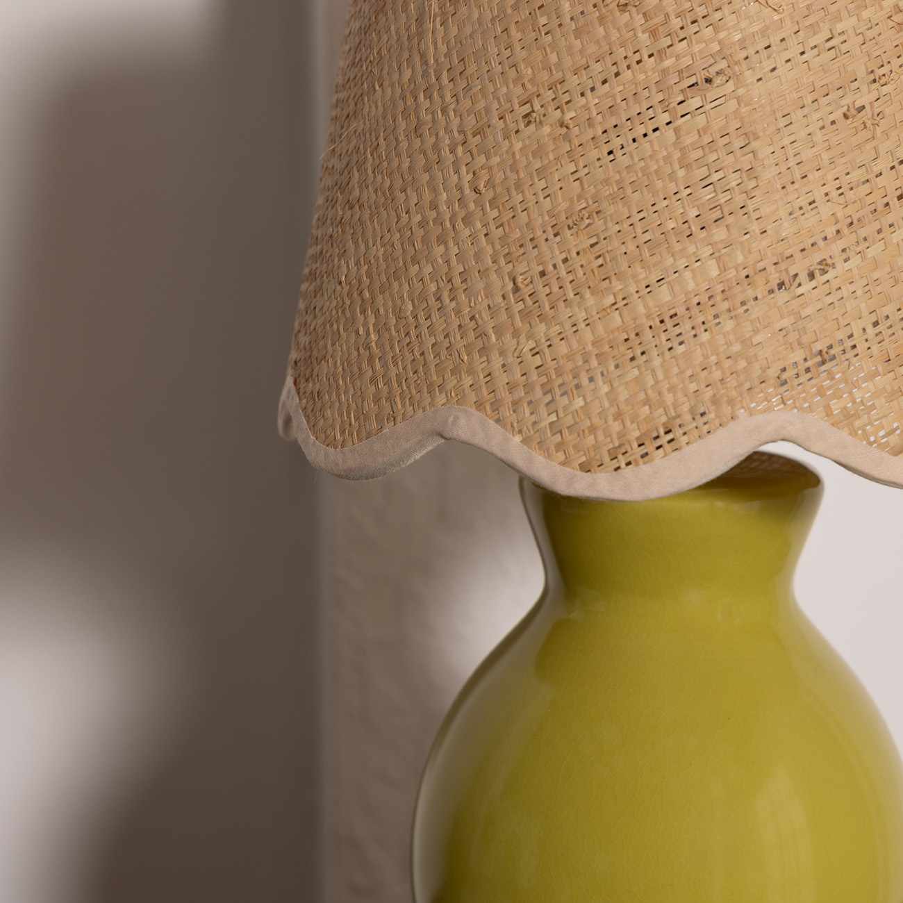Salgareda Olive Rattan Table Lamp-3
