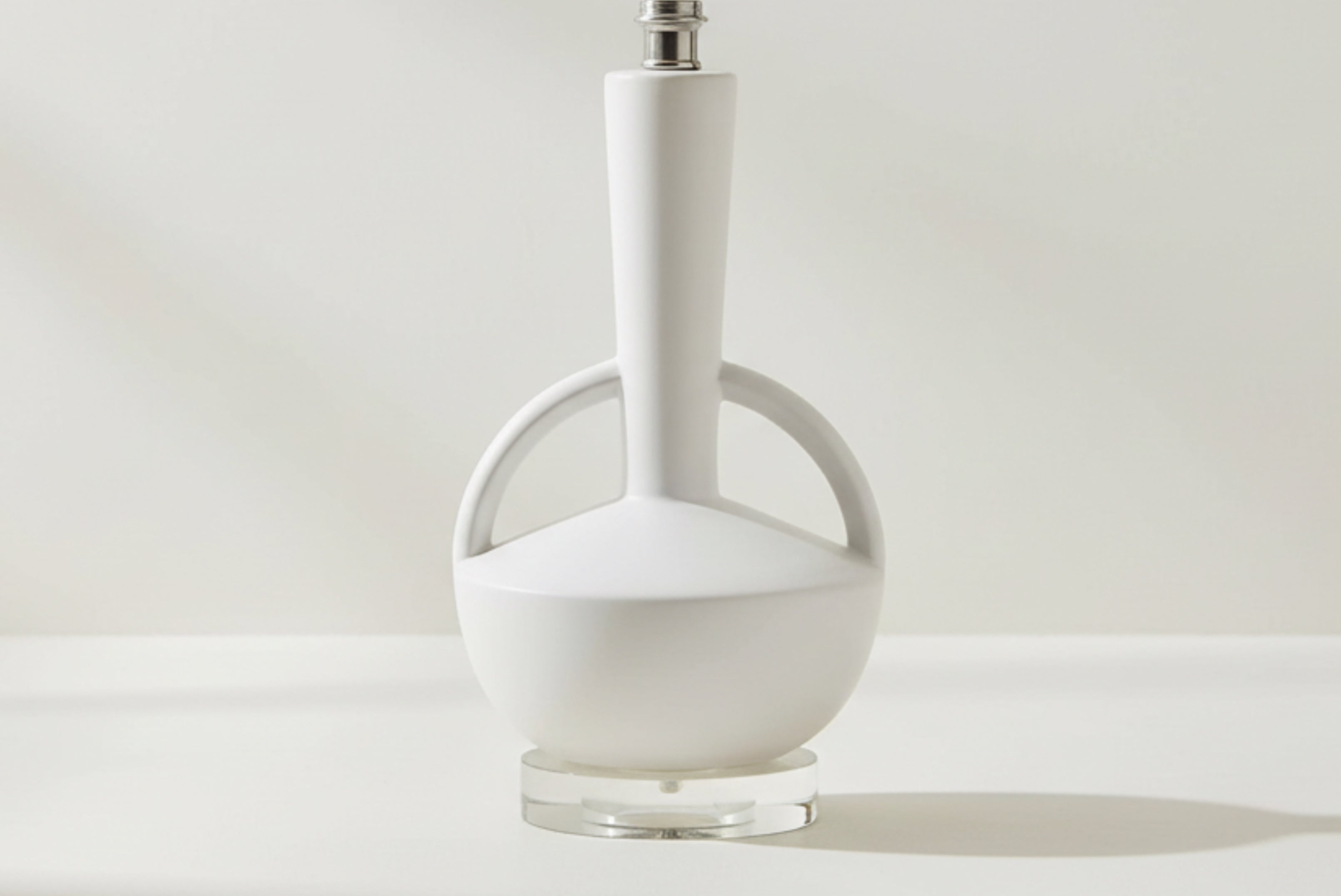 Witmarsum White Table Lamp-3