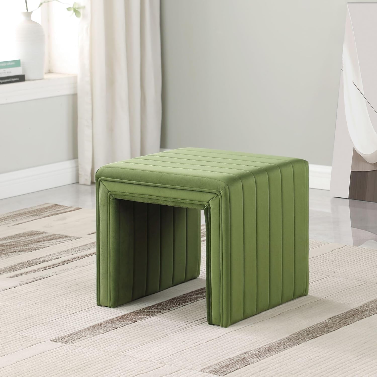 Hardy Haus Green Velvety Tufted Ottoman Footstool – 18.5 Inches Luxurious Design