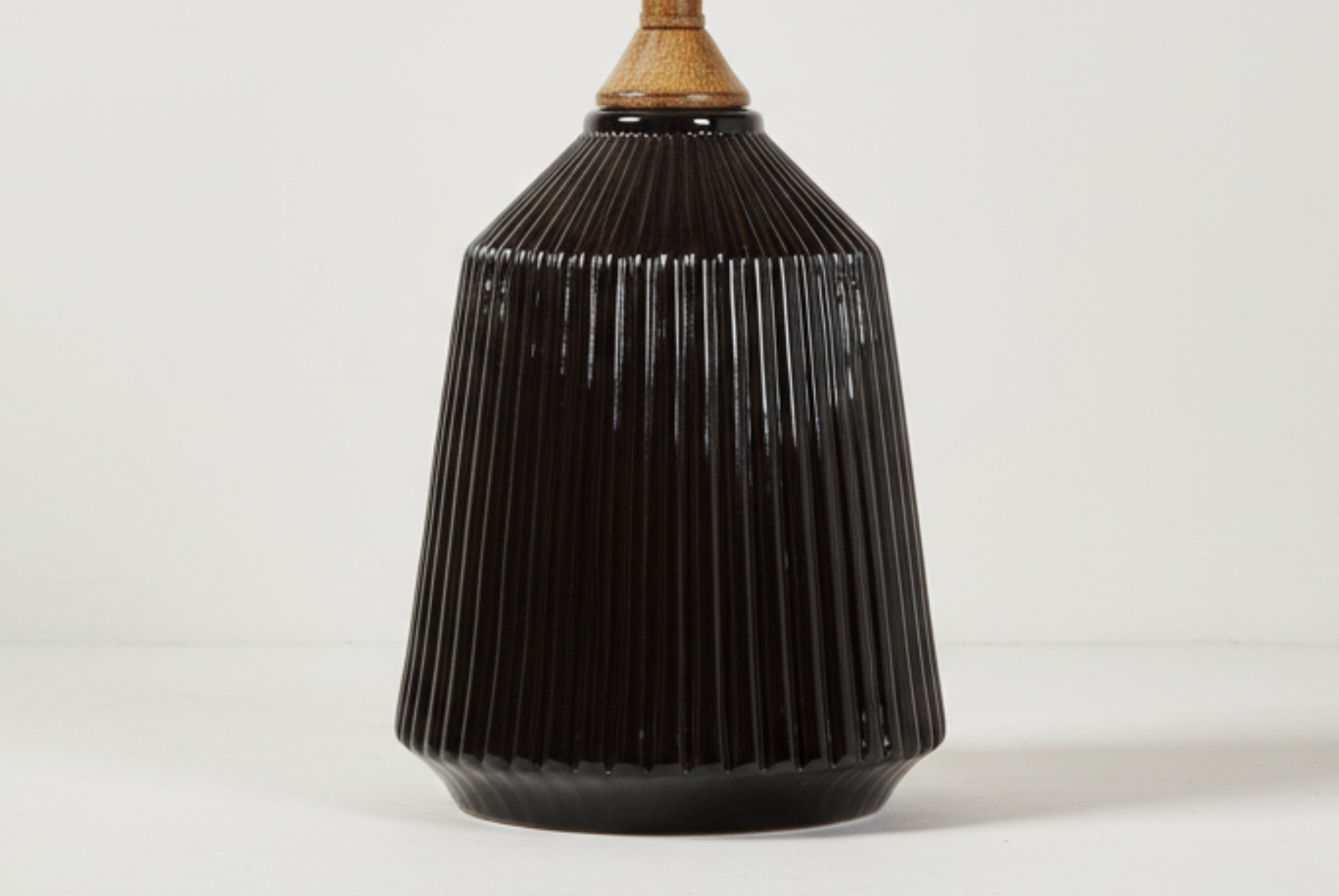 Tramutola Black Table Lamp-3