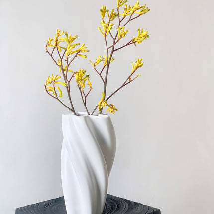 White Twist Vase Ceramic Vase
