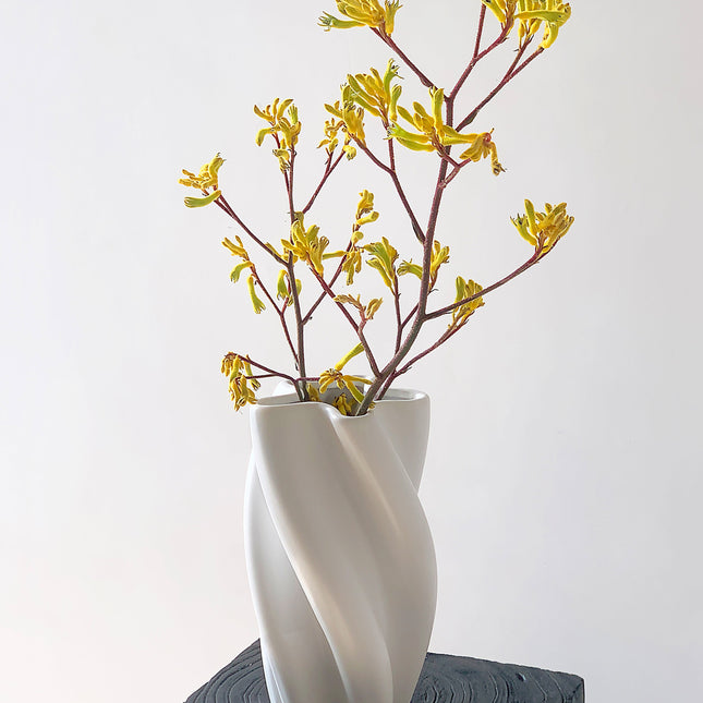 White Twist Vase Ceramic Vase