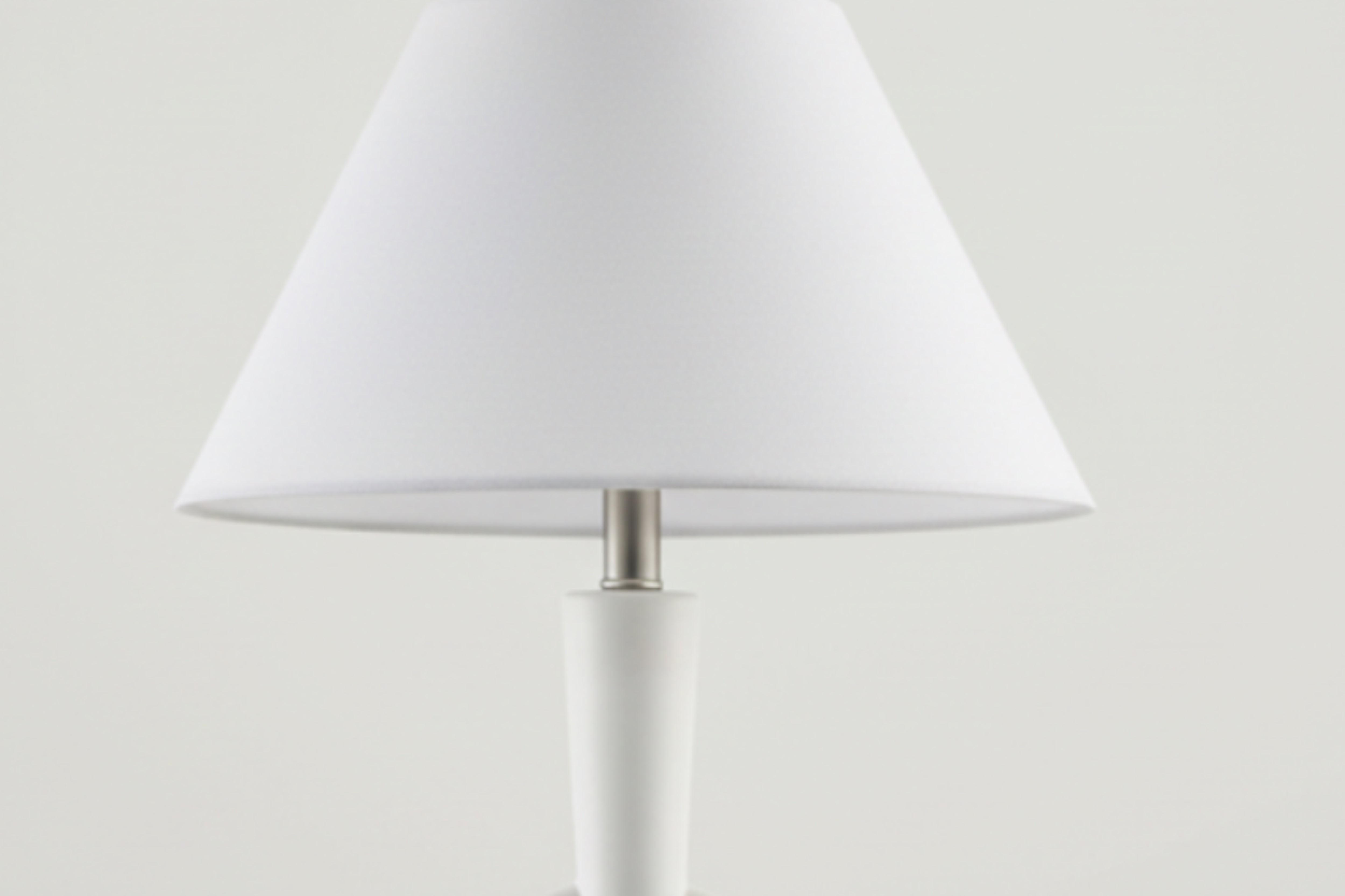 Witmarsum White Table Lamp-4