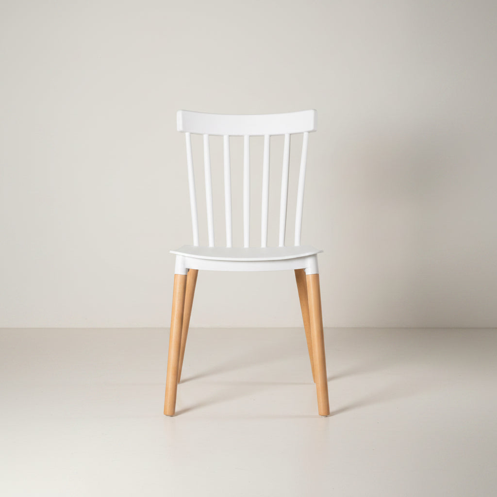 Hardy Haus White Polypropylene Dining Chairs with Beechwood Legs